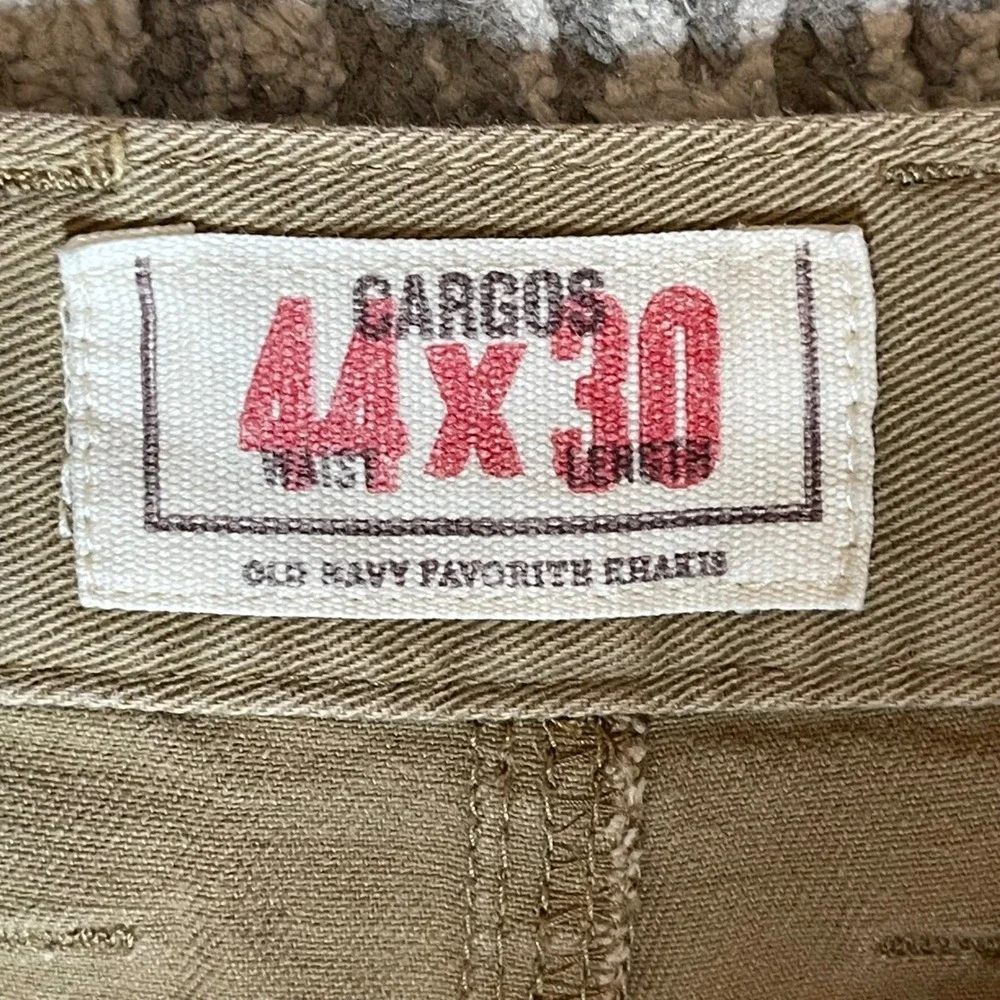 Old Navy Favorite Khakis‎ Mens 44x30 Tan Cargo Pants Straight Leg Cotton Twill
